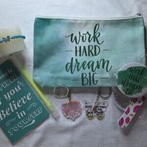 WORK HARD DREAM BIG" Motivational Canvas GIFT SET
